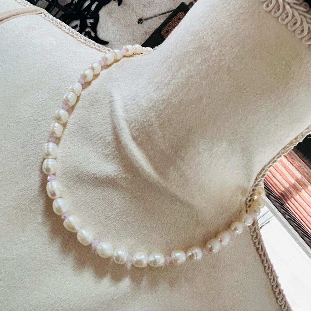 Handcrafted genuine freshwater pearl faceted bicone rose quartz necklace